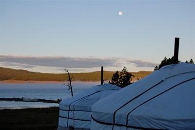 Droit, Mongolie par Naomi Marienneau