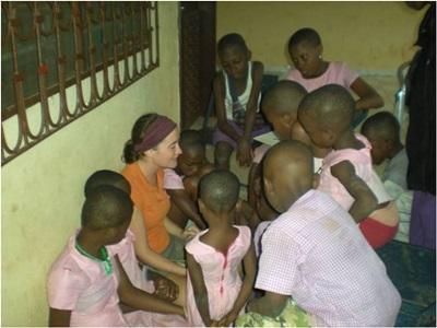 S'occuper d'enfants en Afrique de l'ouest S'occuper d'enfants en Afrique de l'ouest