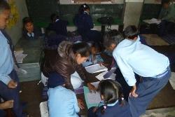 Bram Donkers lesgeven in Nepal