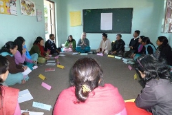 Bram Donkers lesgeven in Nepal