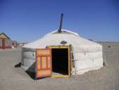 De nom aden tent De nom aden tent